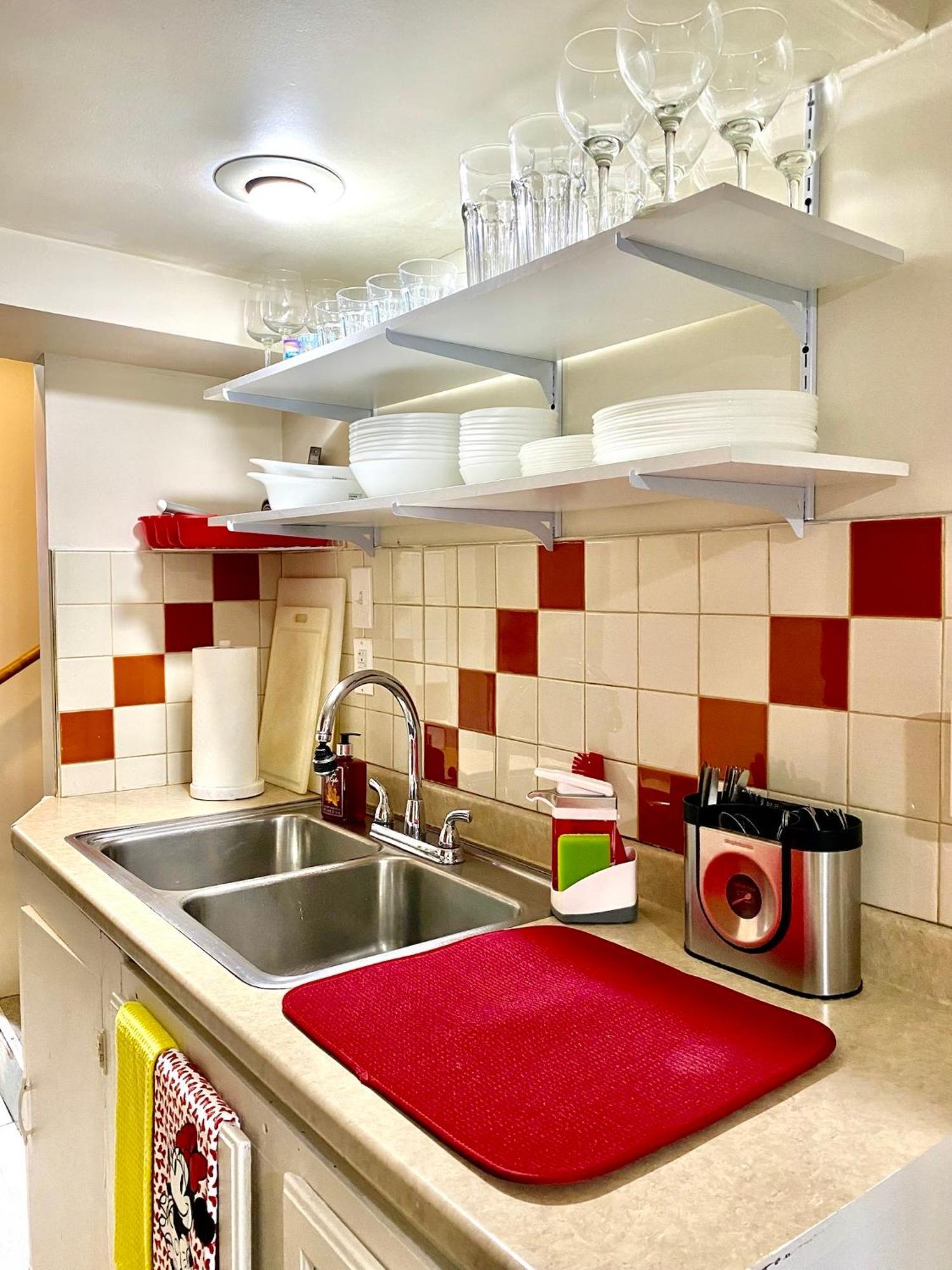 Tiny Private Room On The 1St Floor With Shared Bathroom Near Seatac Airport And Downtown Seattle Exterior foto